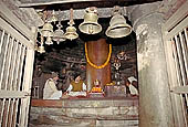 Khajuraho - Matangesvara temple - the Shiva lingam 